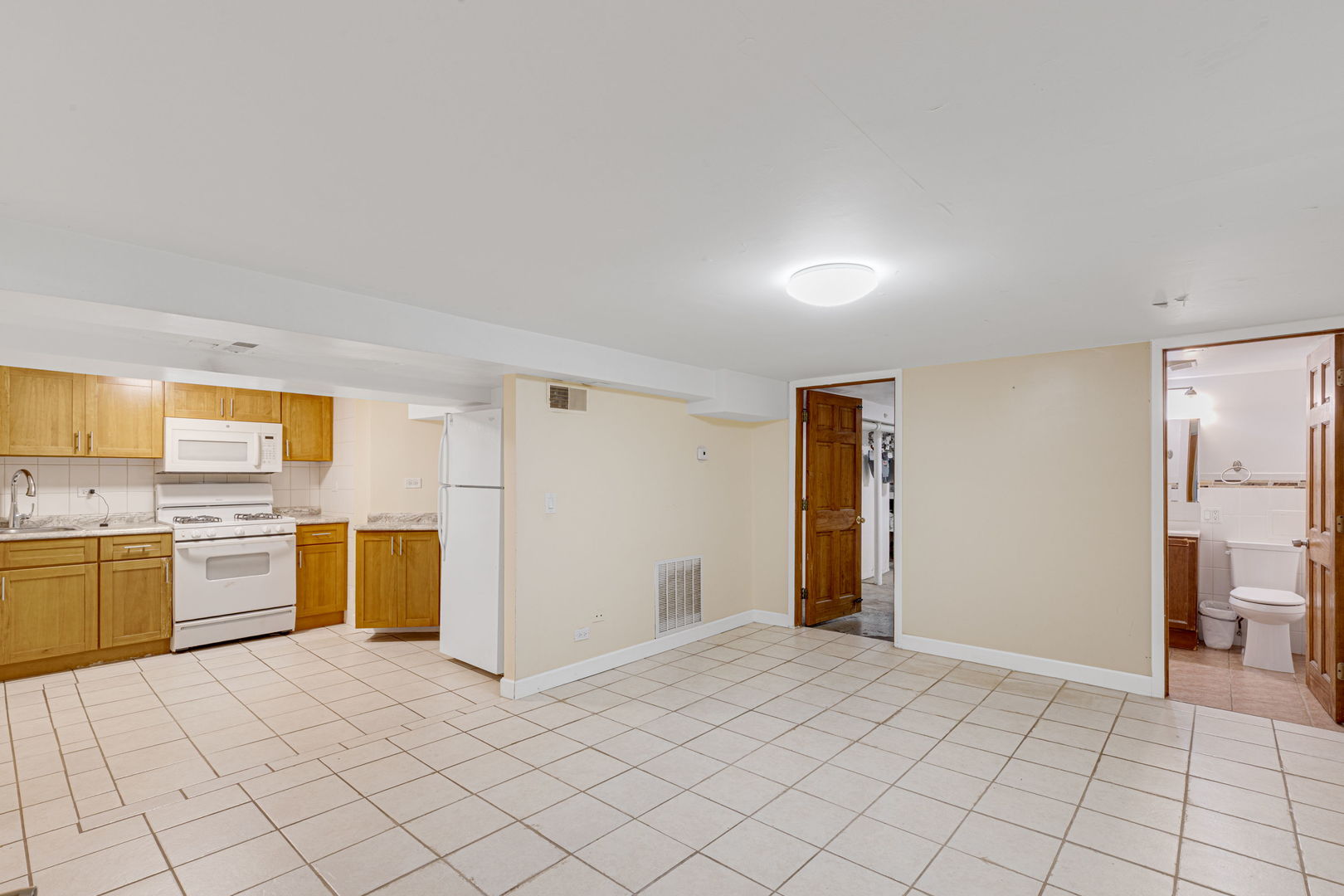 5353 N Spaulding Avenue Property Photo 18