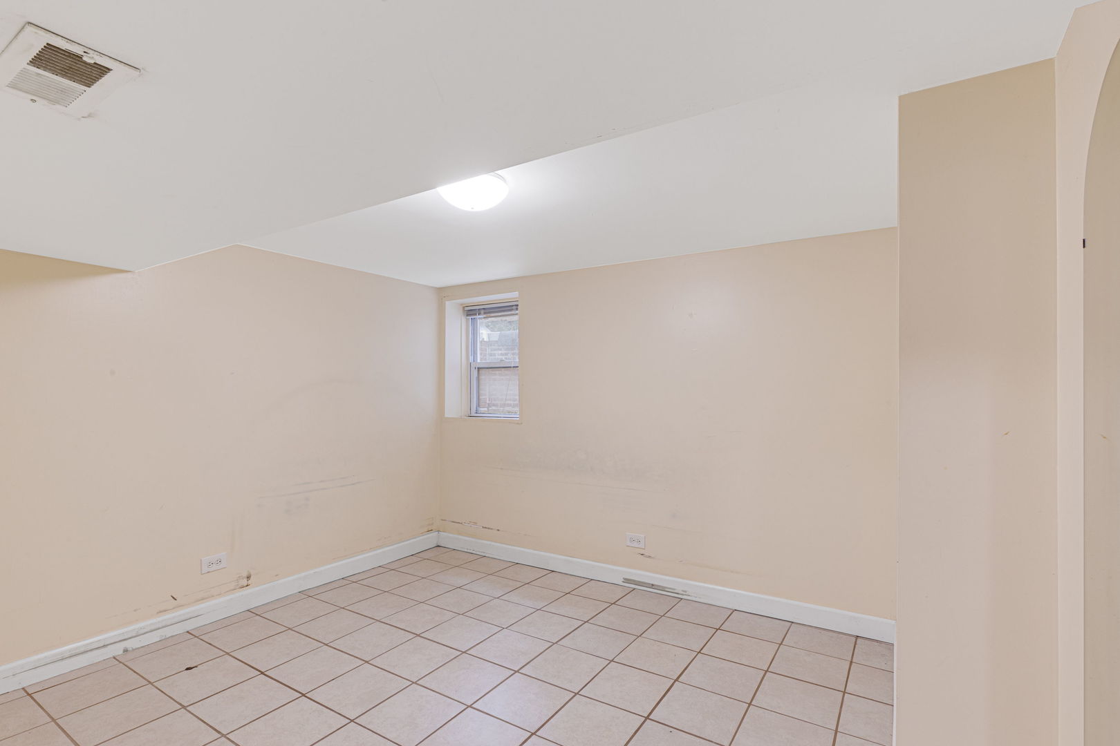 5353 N Spaulding Avenue Property Photo 19