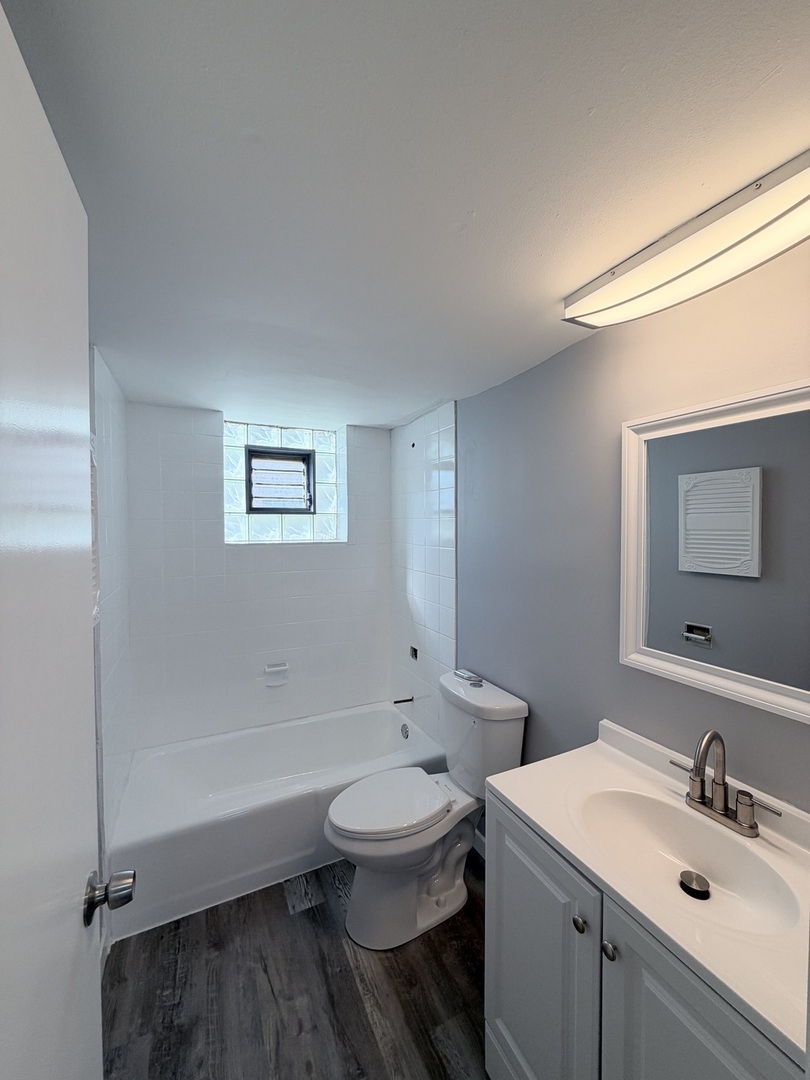 1685 Harbor Avenue 1s Property Photo 5