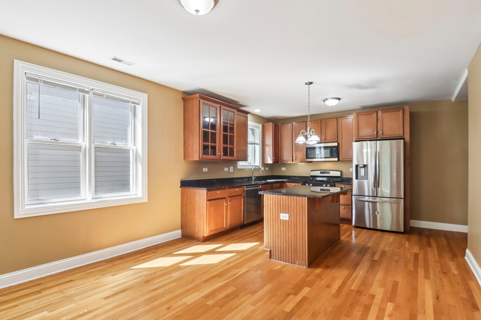 6526 S Kimbark Avenue 2s Property Photo 9