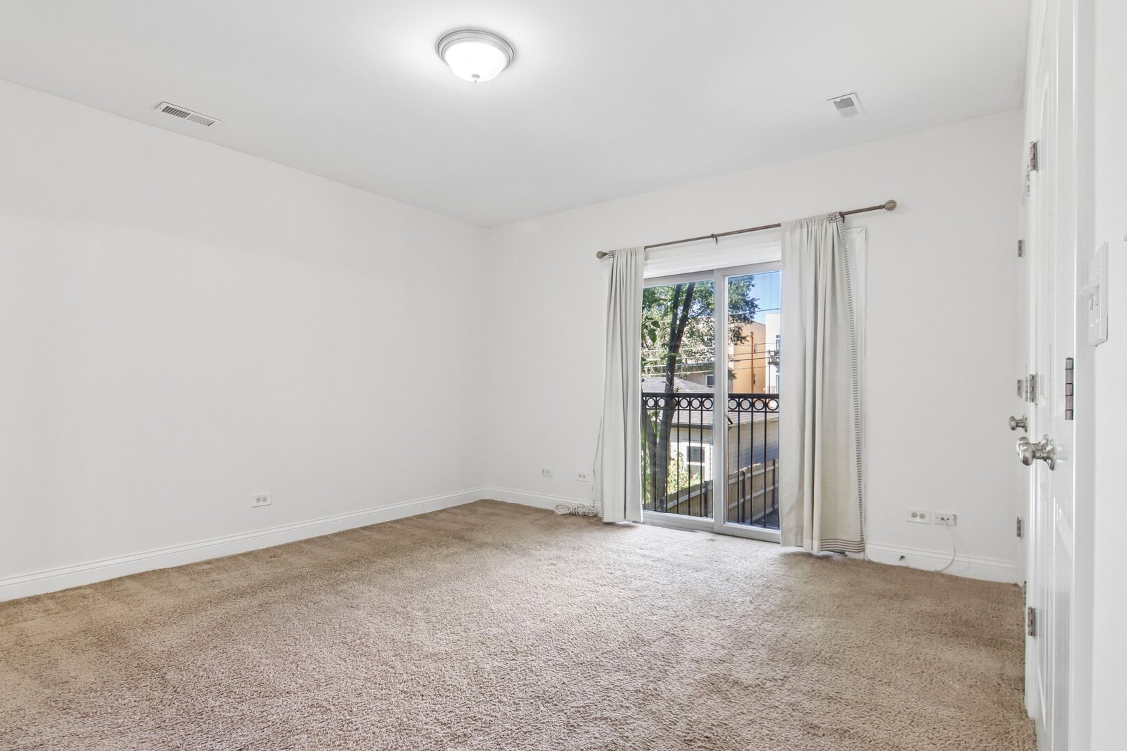 6526 S Kimbark Avenue 2s Property Photo 26