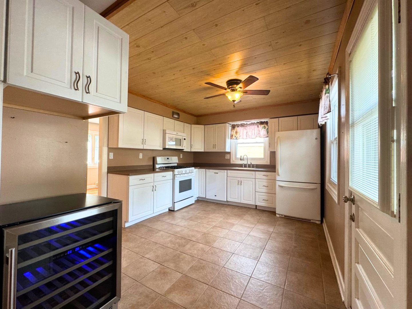 817 S Spring Road Property Photo 3