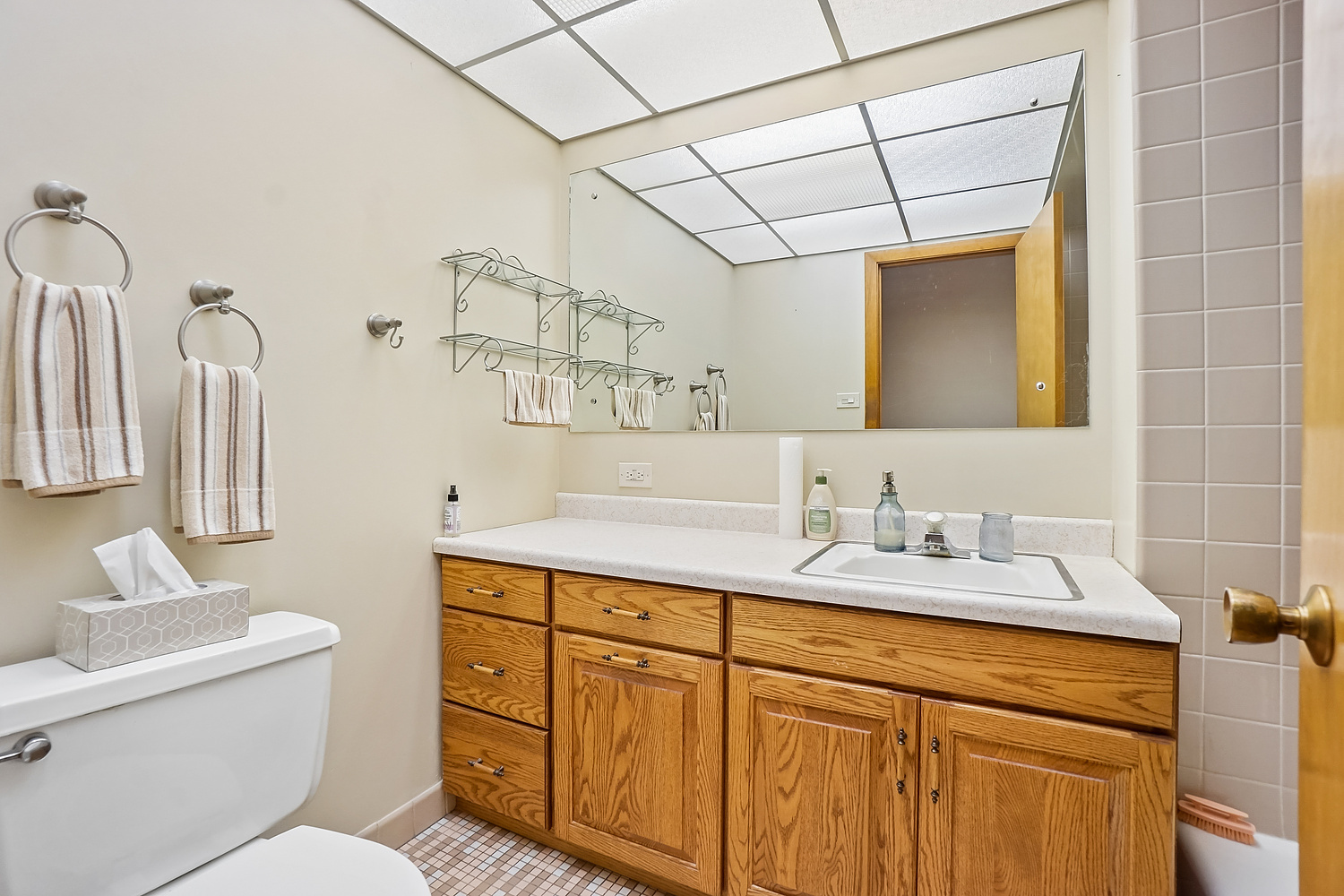 1050 W Strieff Lane Property Photo 14