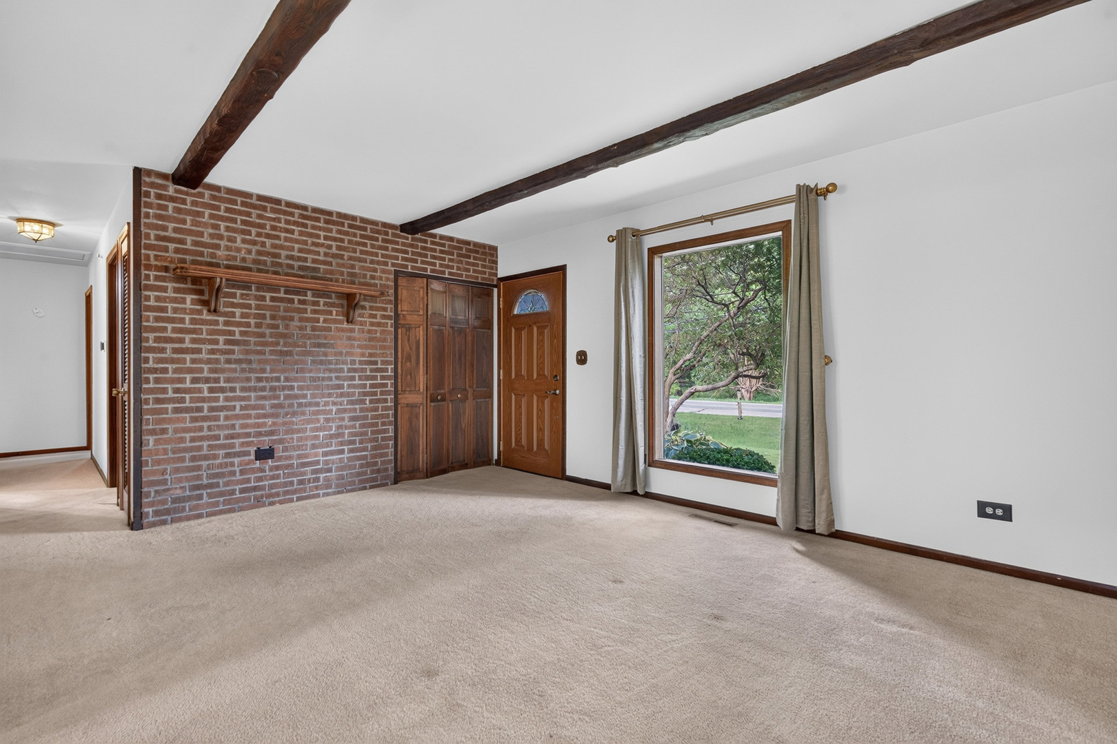 6712 Silver Lake Road Property Photo 3