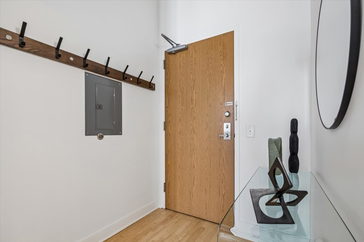 320 E 21st Street 807 Property Photo 20