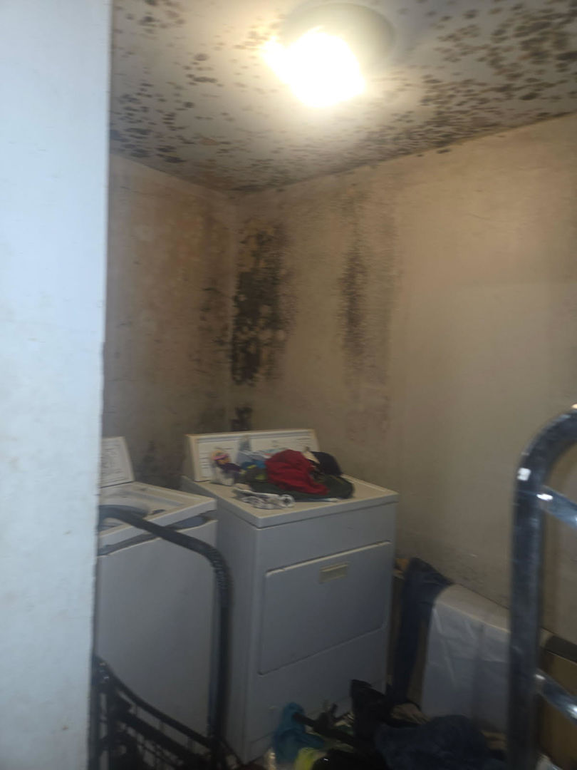 5610 S Throop Street Property Photo 8