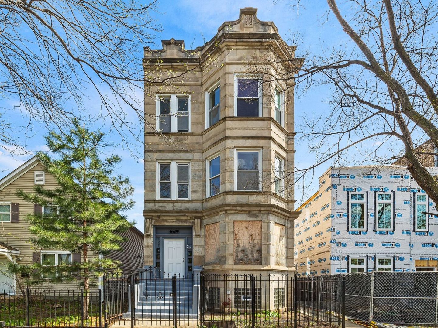 1621 S Lawndale Avenue Property Photo 1