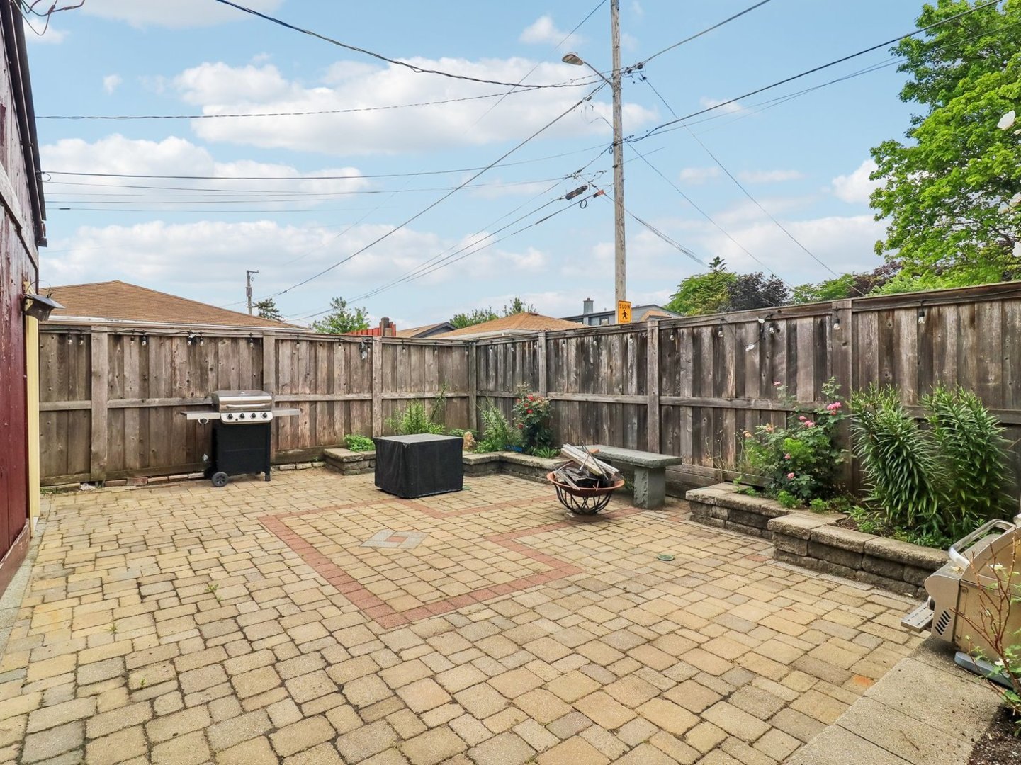2952 George Street Property Photo 37