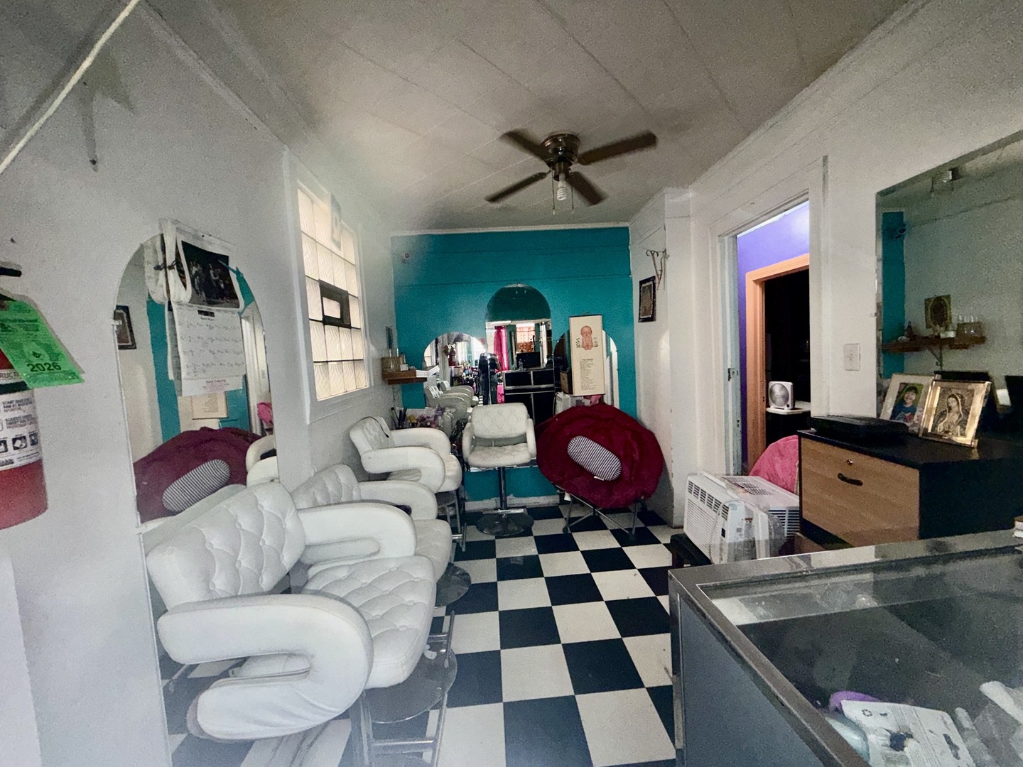 8821 S Commercial Avenue Property Photo 6