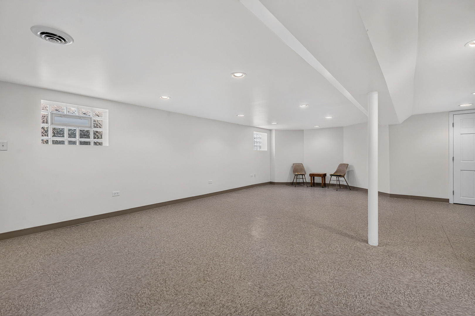 3628 N Nottingham Avenue Property Photo 16