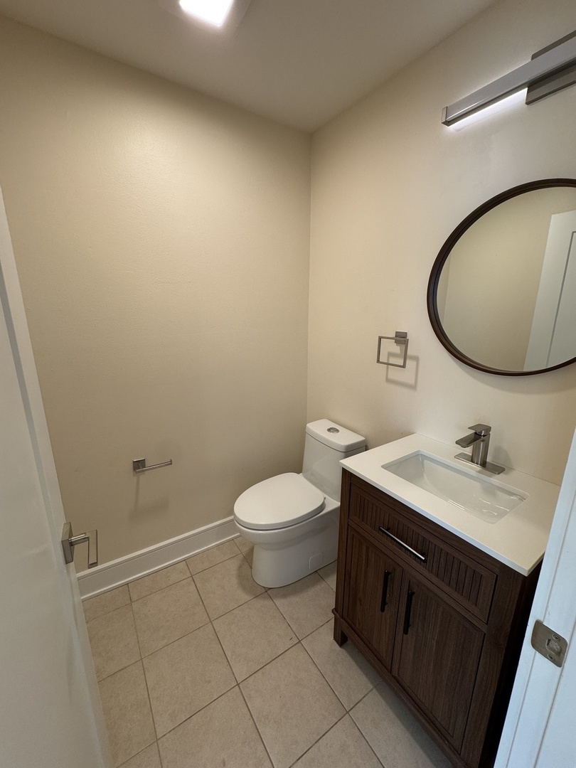 444 N State Street 2g Property Photo 5