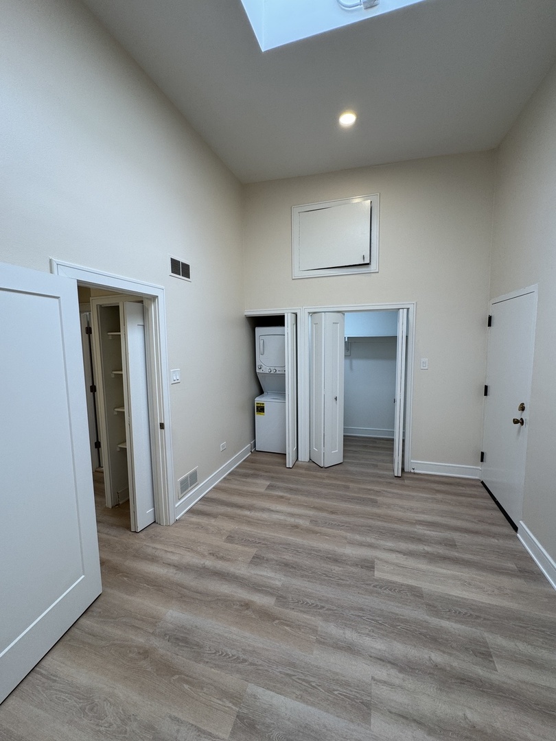 444 N State Street 2g Property Photo 13