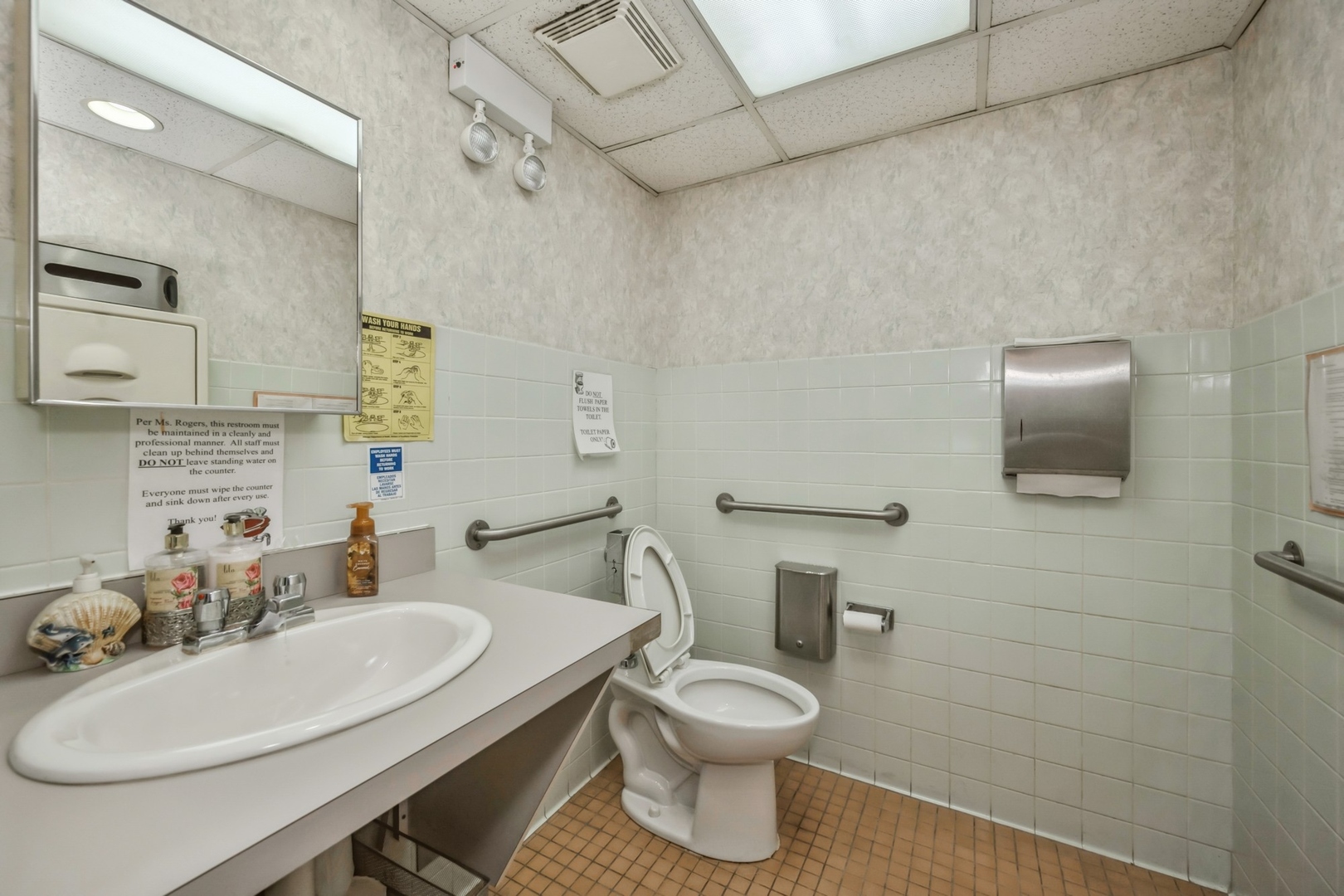 400 E Randolph Street 2ndfloor6b Property Photo 35