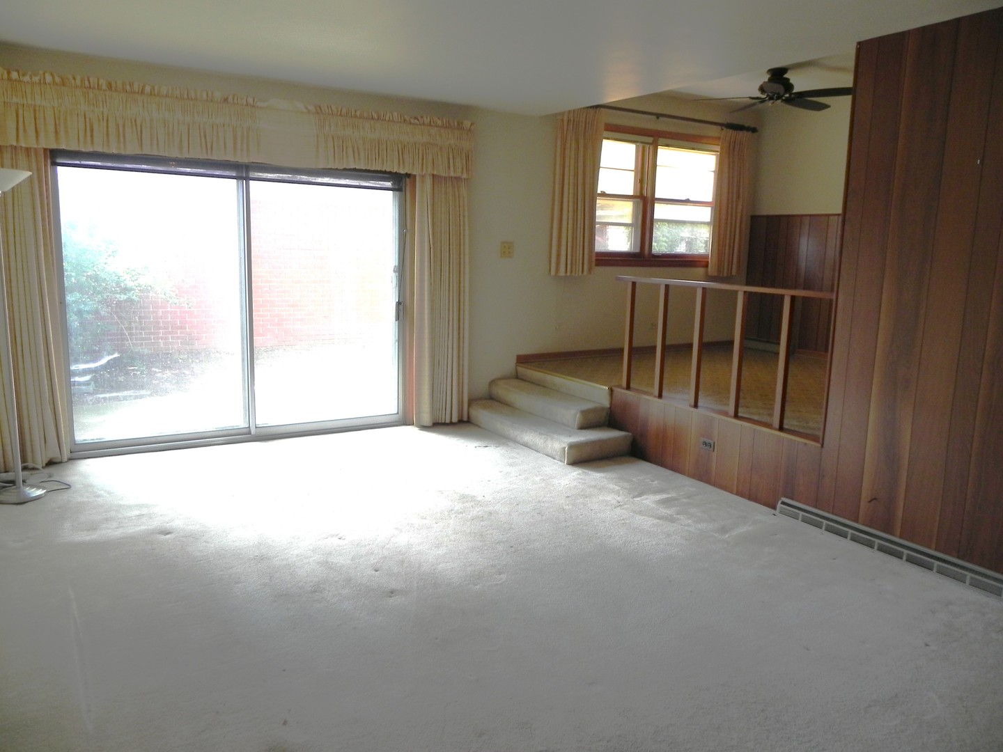 5400 N Mulligan Avenue Property Photo 3