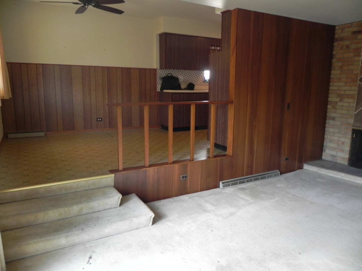 5400 N Mulligan Avenue Property Photo 4