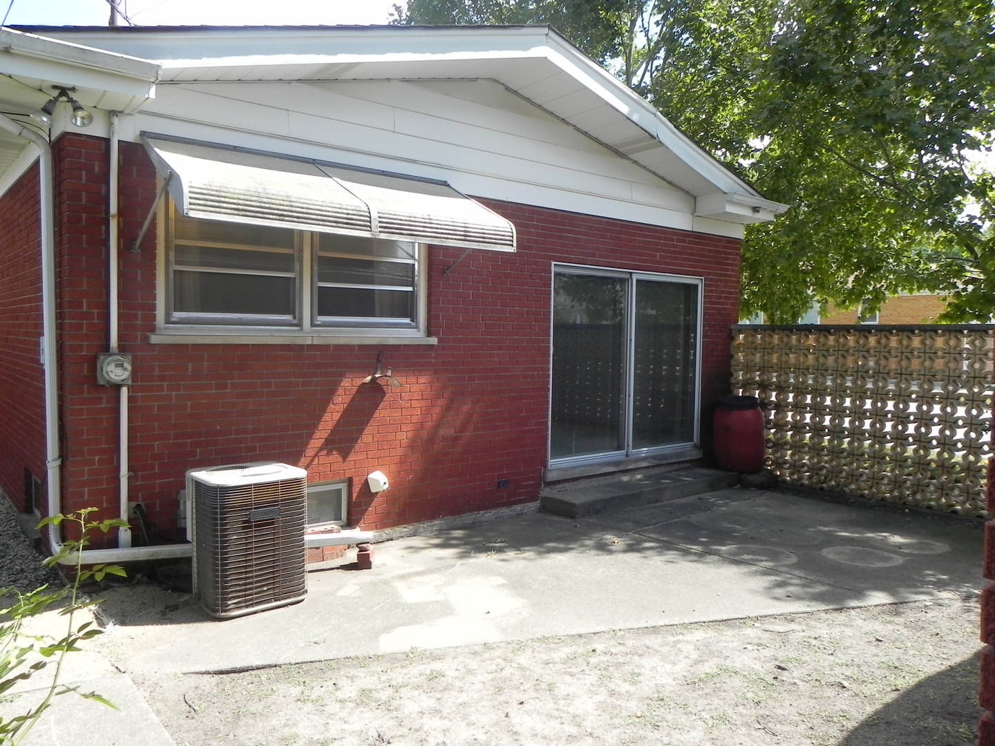 5400 N Mulligan Avenue Property Photo 24