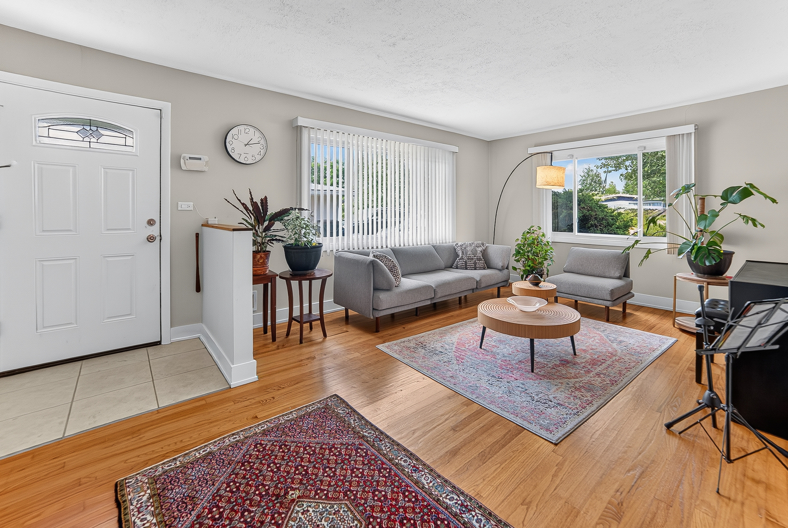 4615 Larch Avenue Property Photo 3