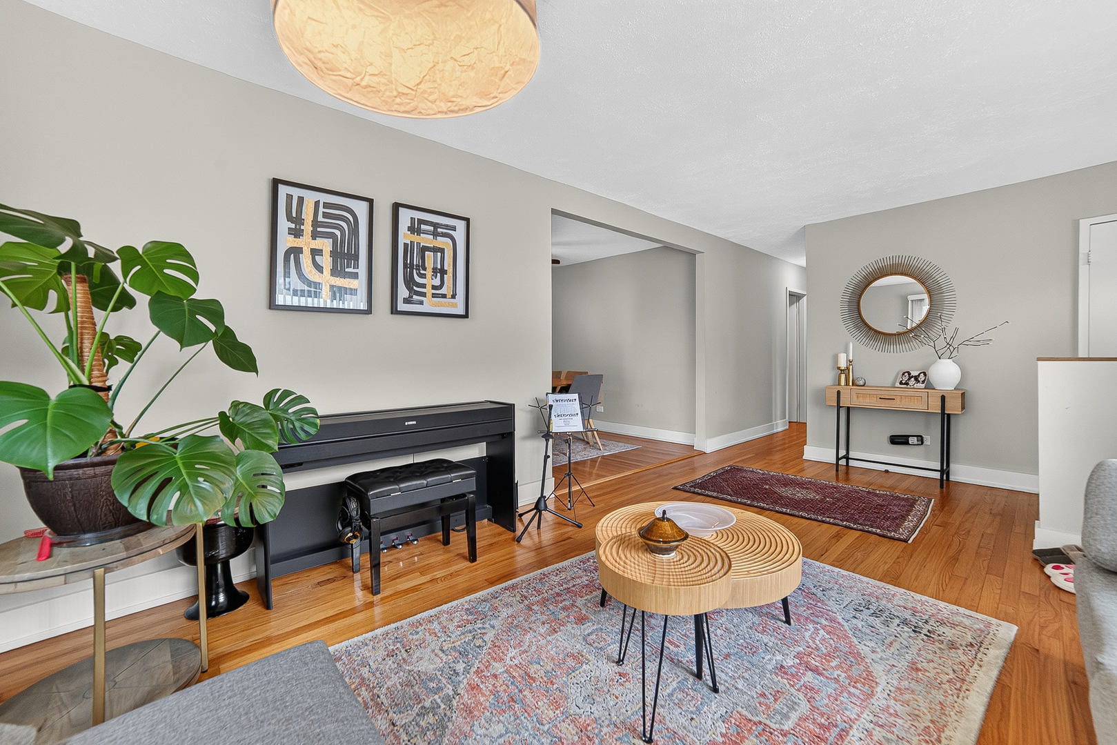 4615 Larch Avenue Property Photo 4