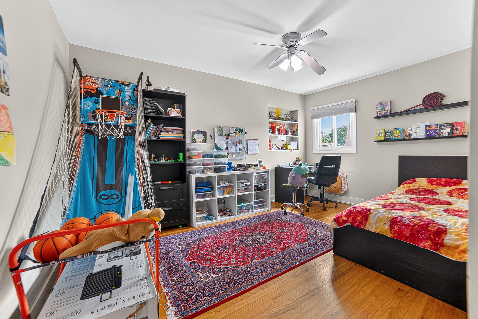 4615 Larch Avenue Property Photo 13
