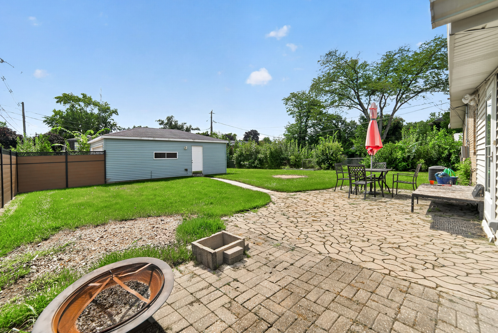 4615 Larch Avenue Property Photo 17