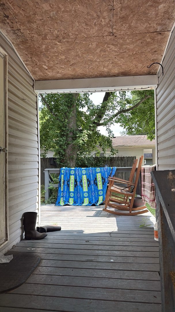 200 E Blake Street Property Photo 7
