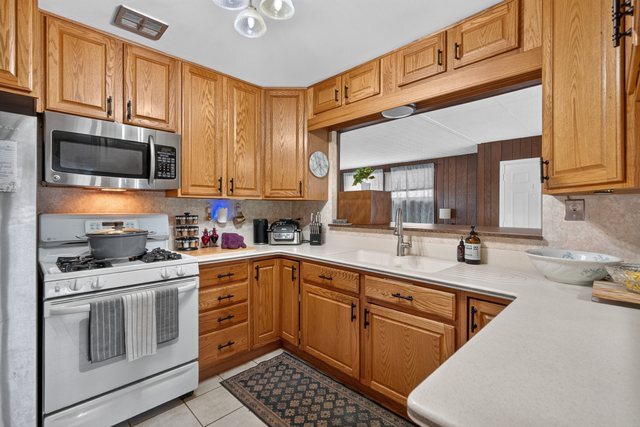 7106 Beckwith Road Property Photo 5