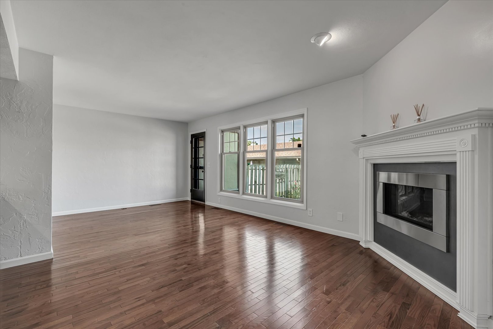 3727 31st Avenue Property Photo 18