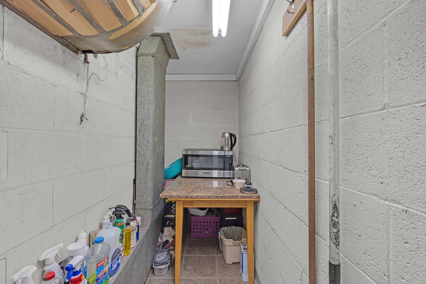 6239-41 W Belmont Avenue Property Photo 20