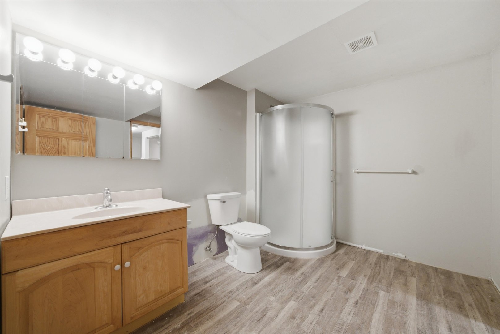 929 Alton Court Property Photo 27