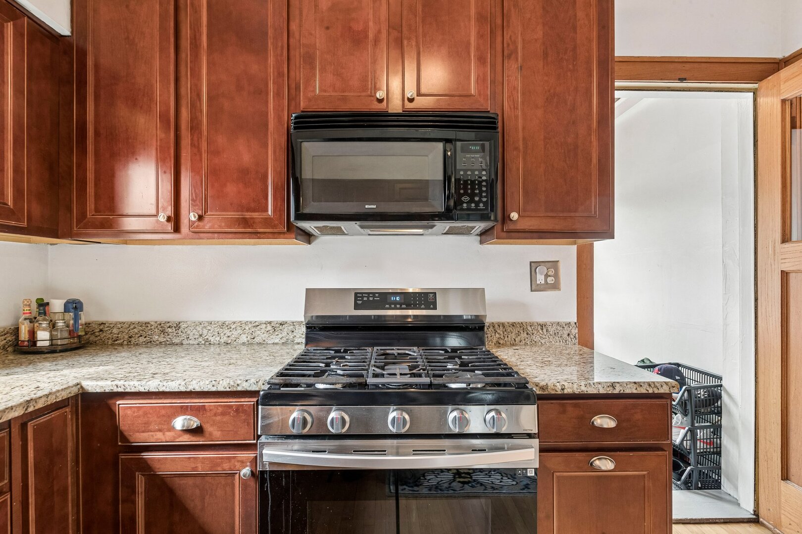 3616 Wisconsin Avenue Property Photo 12