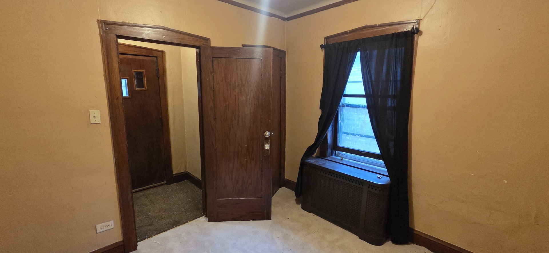 8443 S Manistee Avenue Property Photo 12