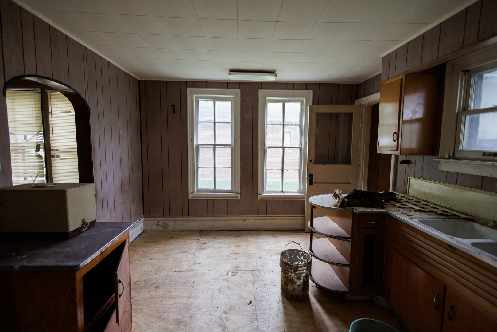 1065 S 4th Avenue Property Photo 11