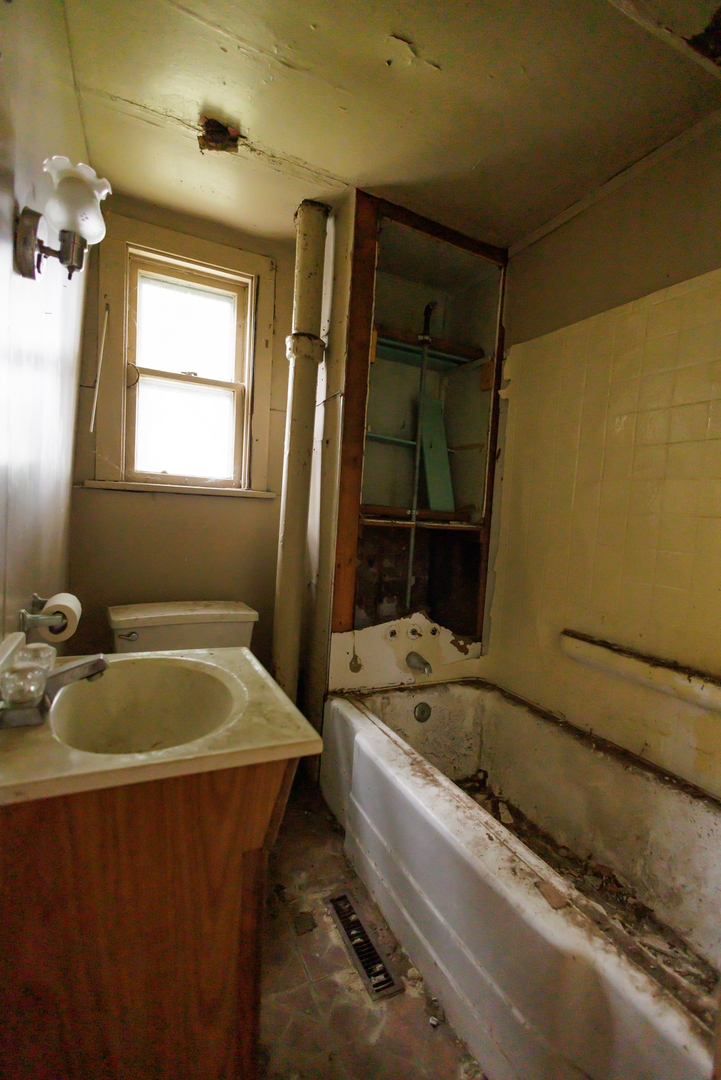1065 S 4th Avenue Property Photo 16