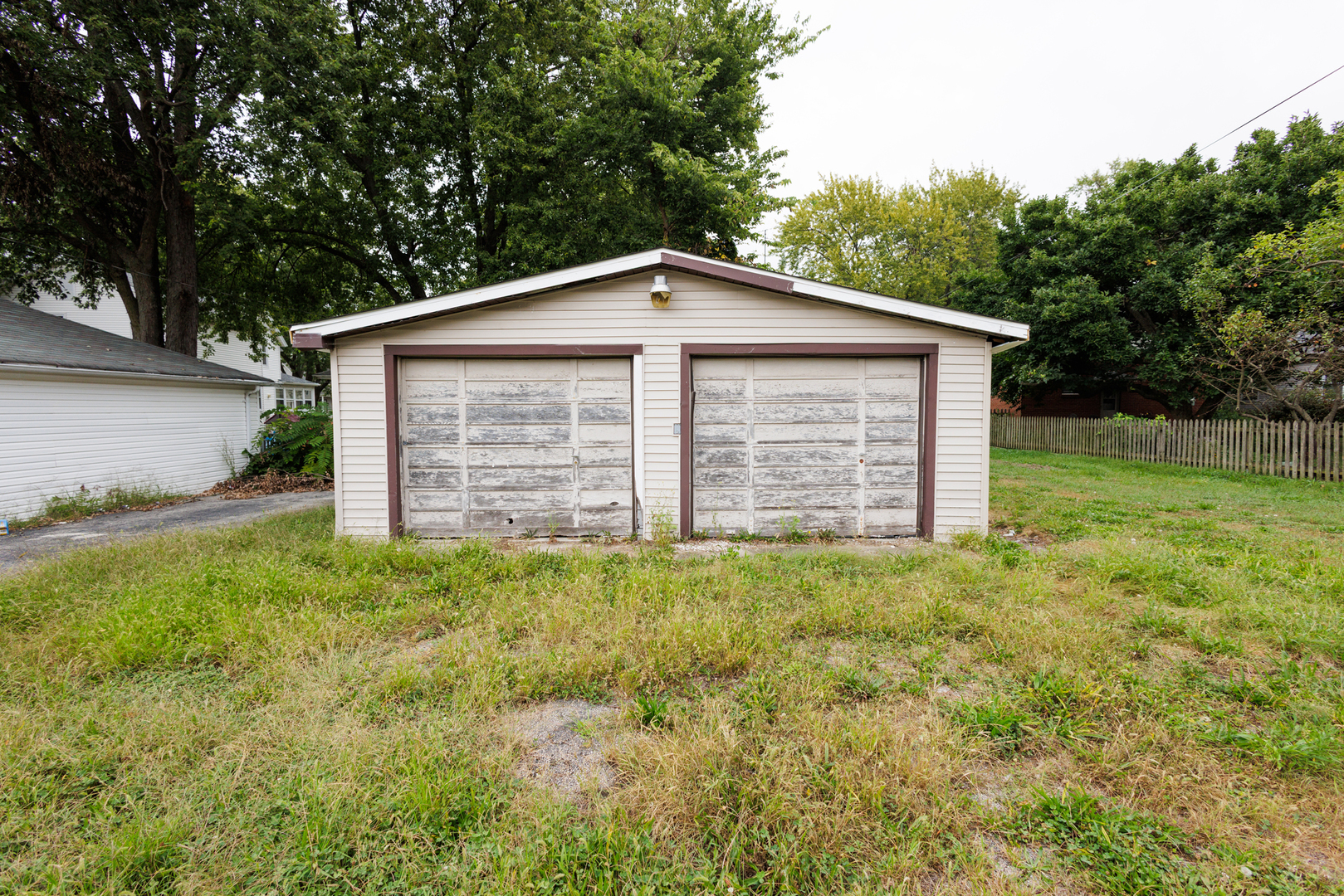 1065 S 4th Avenue Property Photo 28