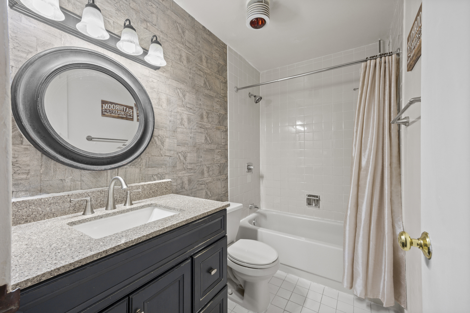 2605 S Indiana Avenue 1007 Property Photo 12