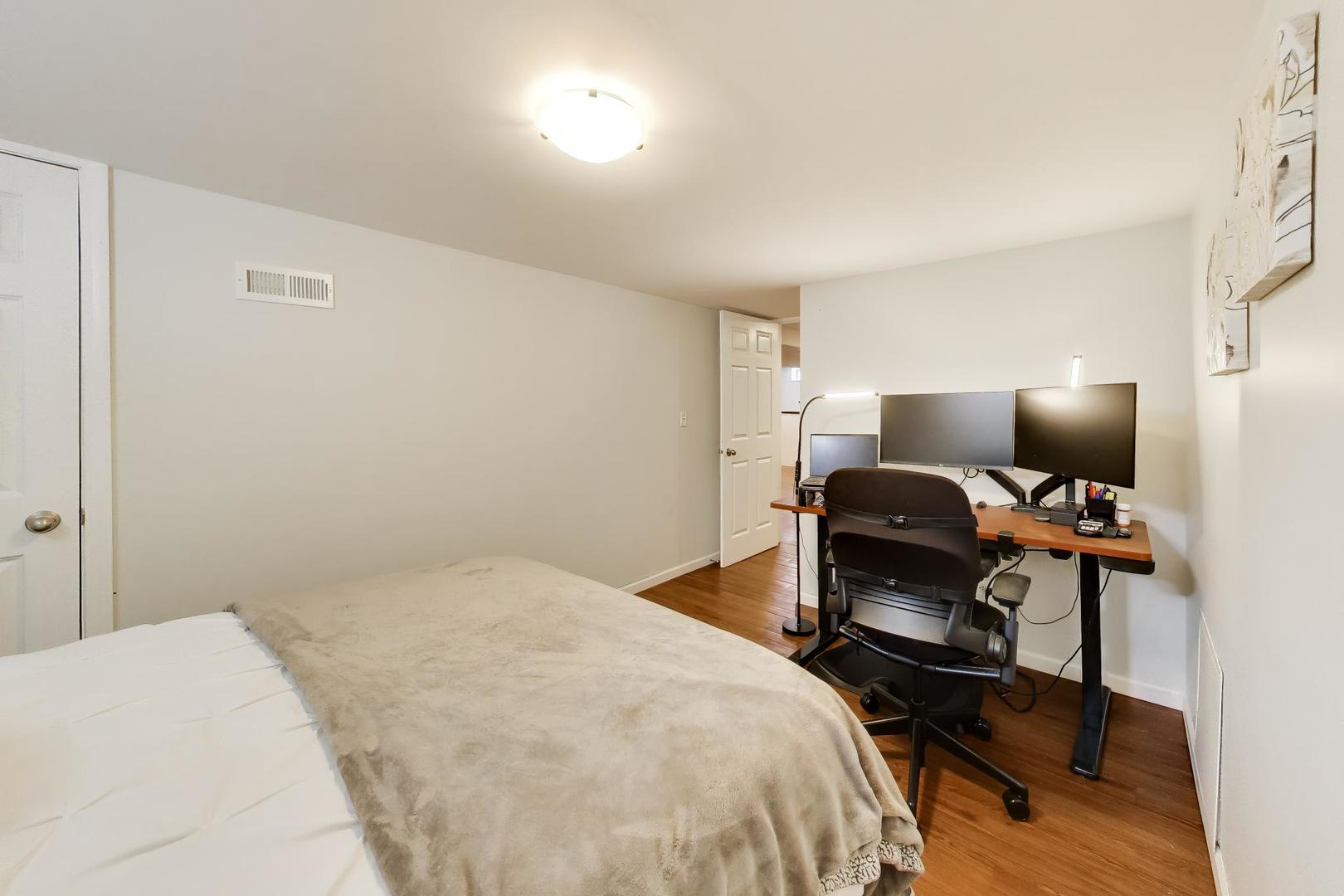 1650 Mayfair Avenue Property Photo 15