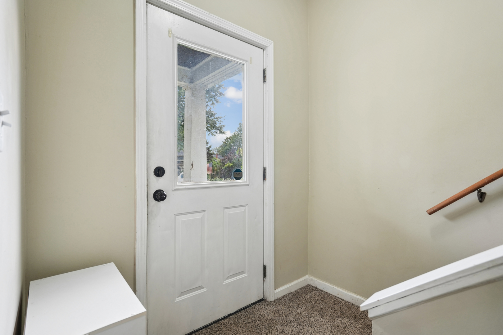 624 W 16th Street Property Photo 4