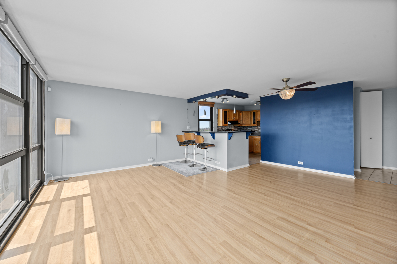 2901 S Michigan Avenue 405 Property Photo 3