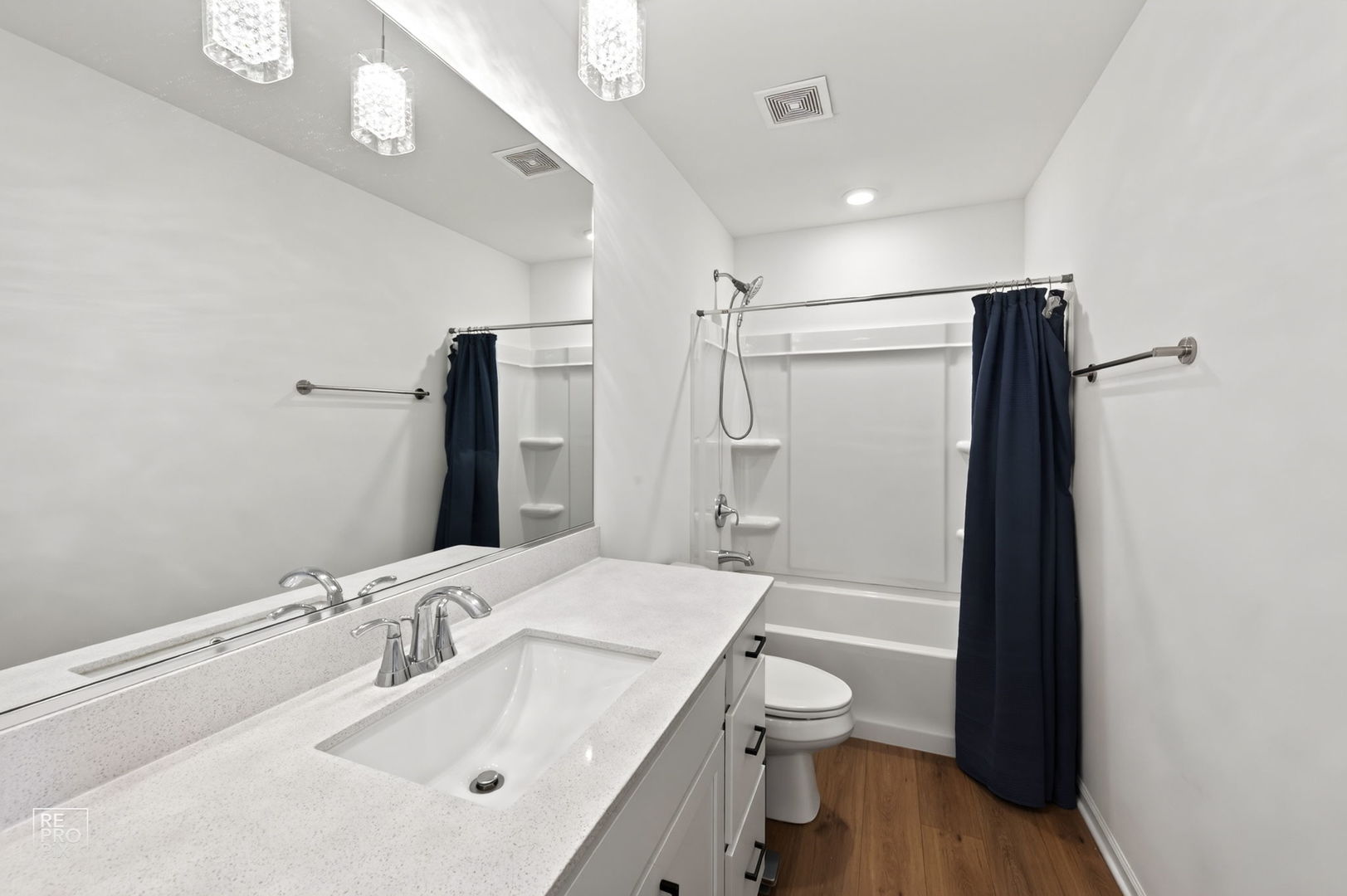707 Neubauer Circle 603 Property Photo 8