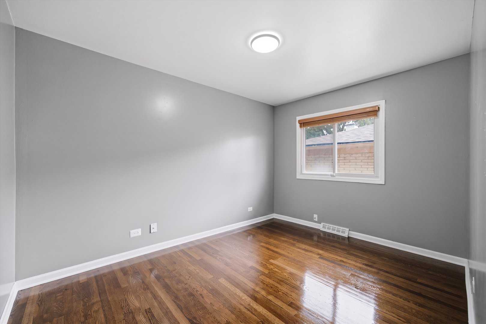 16601 Honore Avenue Property Photo 15