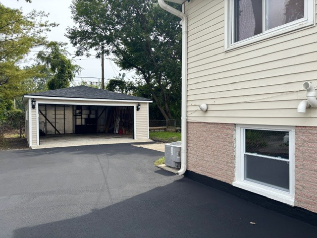16601 Honore Avenue Property Photo 26