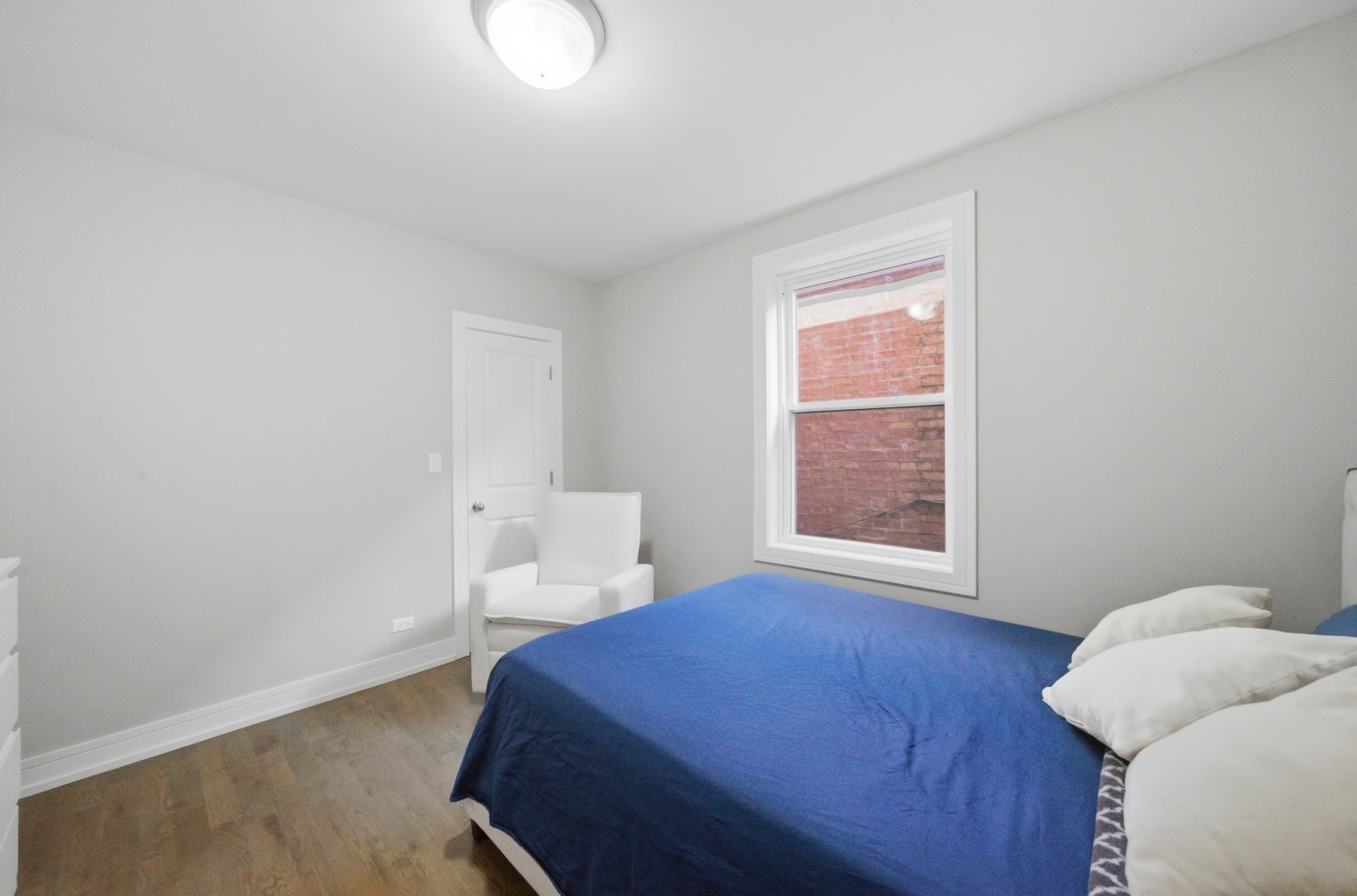 2421 N Marmora Avenue Property Photo 10
