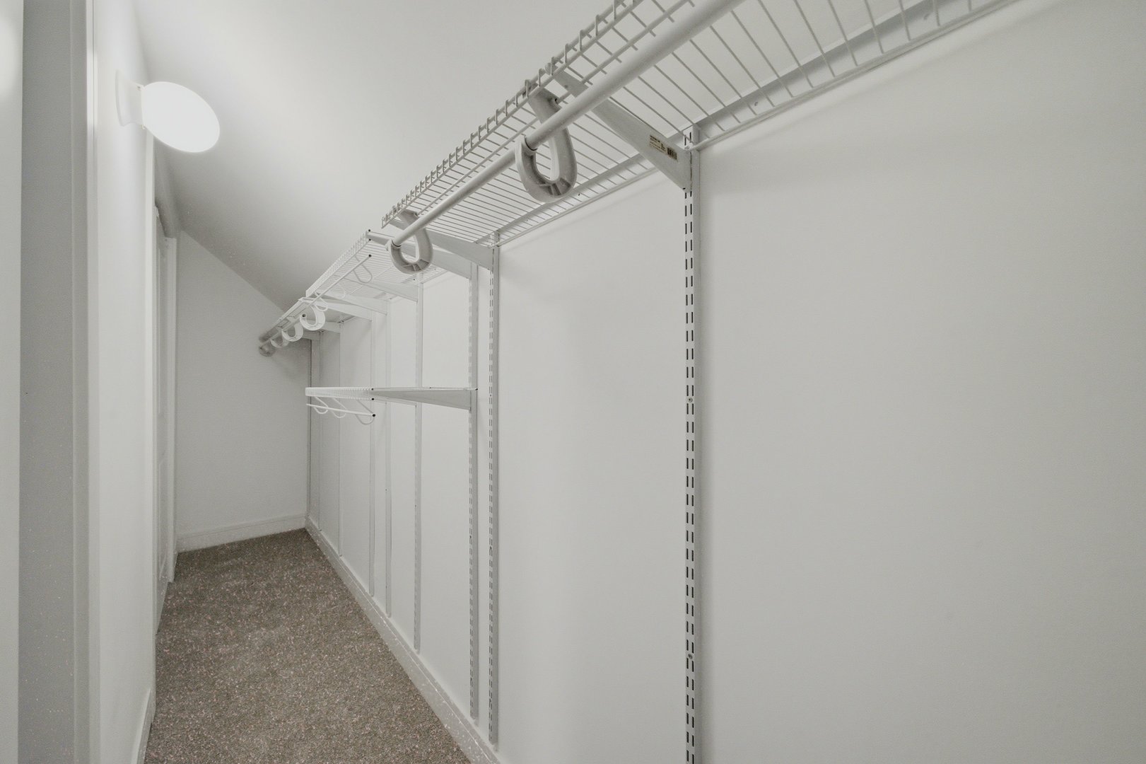 2421 N Marmora Avenue Property Photo 20