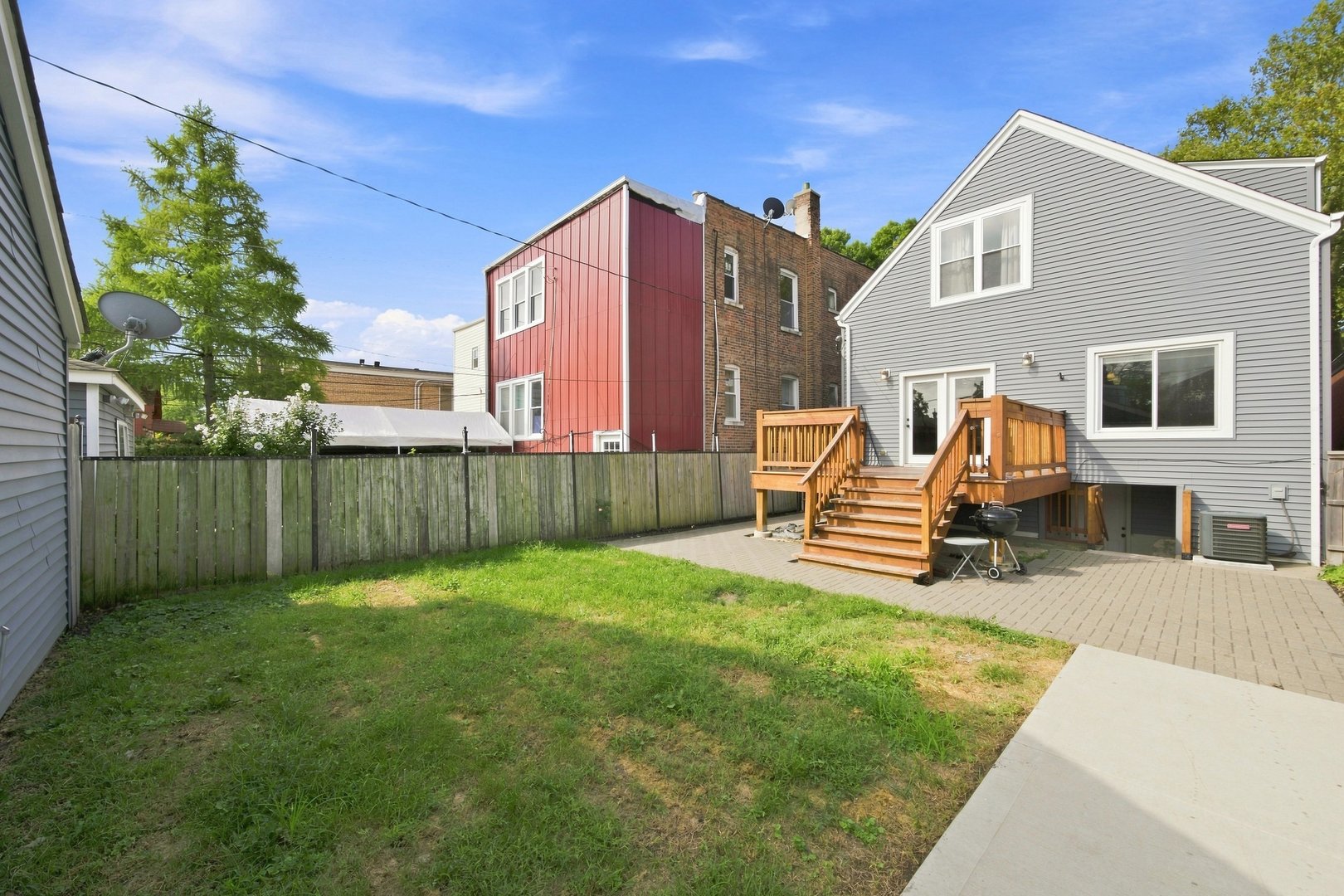 2421 N Marmora Avenue Property Photo 33