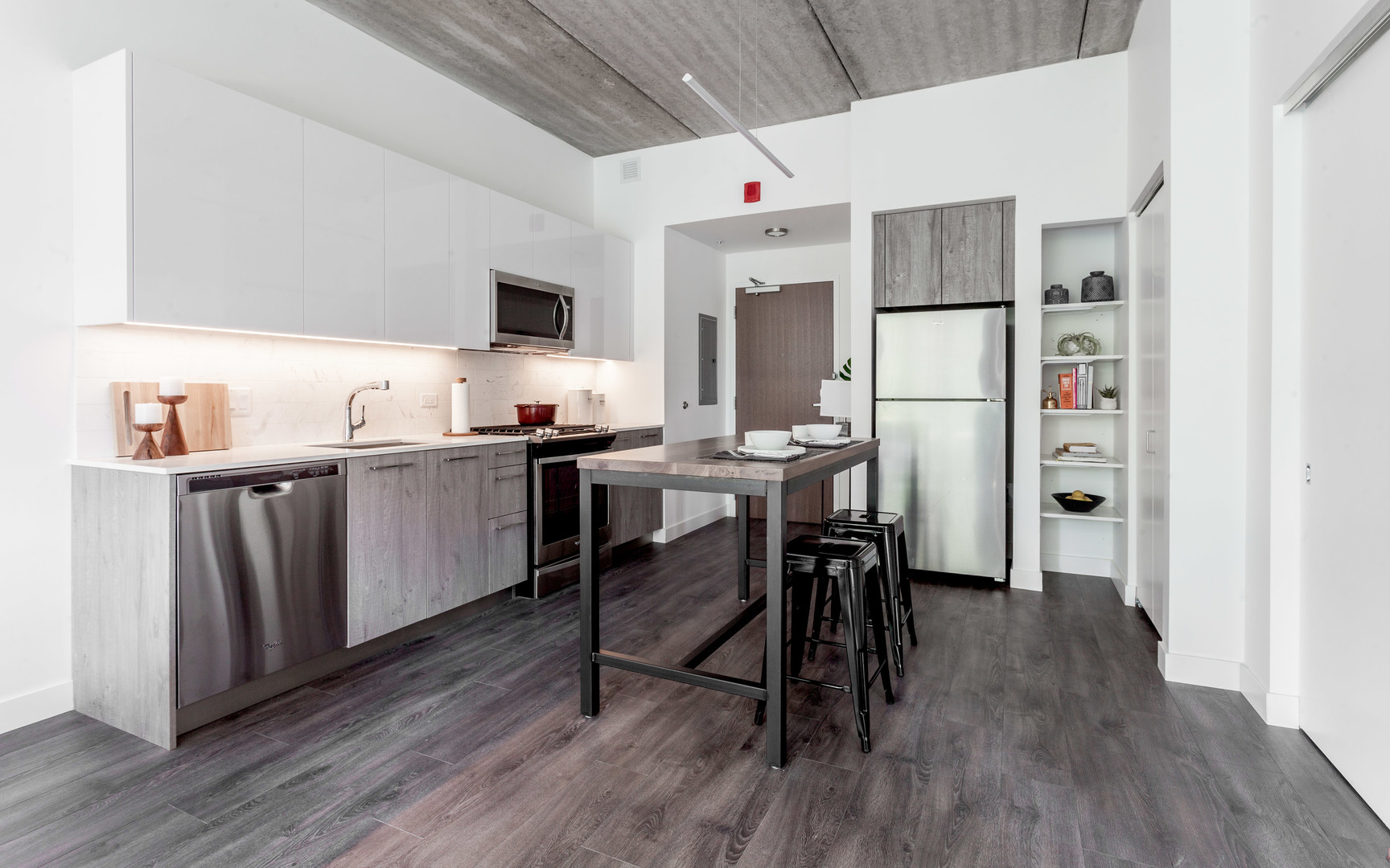 1590 Elmwood Avenue 305 Property Photo 4