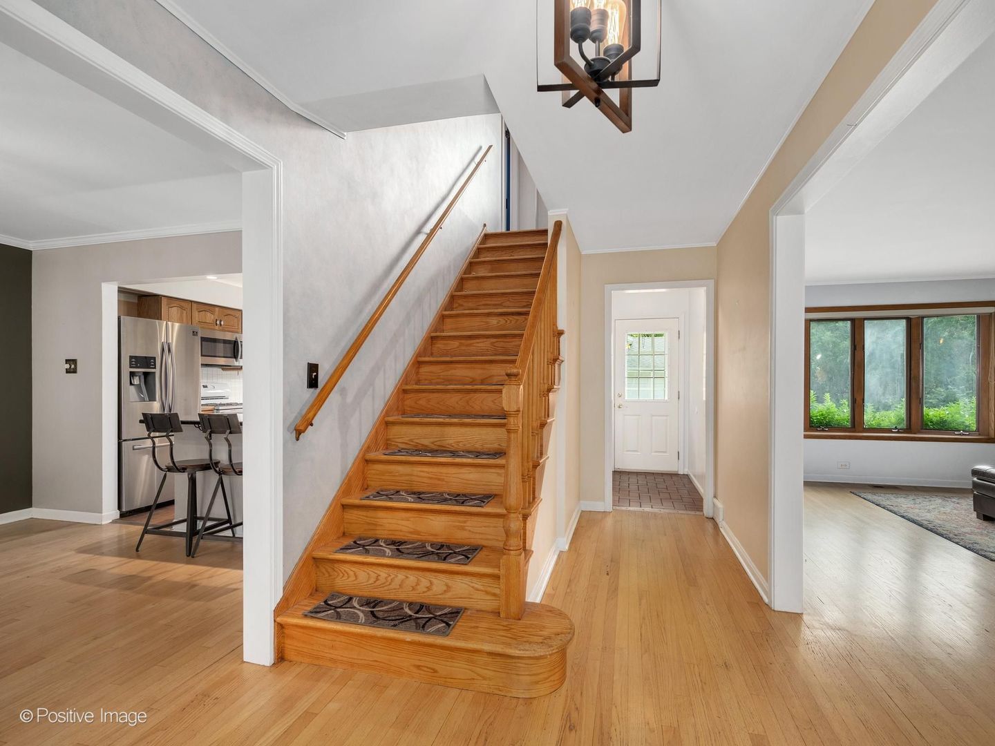 113 N Oak Street Property Photo 4