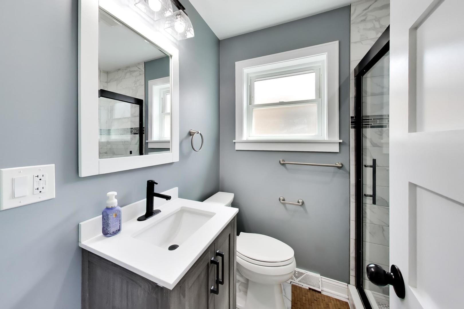 3126 Cuyler Avenue Property Photo 13