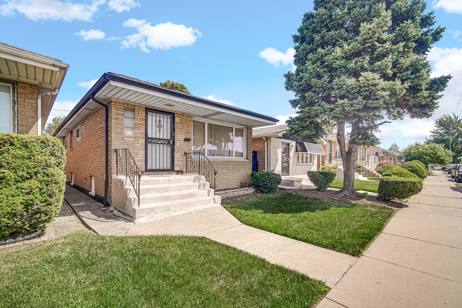 2970 W Columbus Avenue Property Photo 3