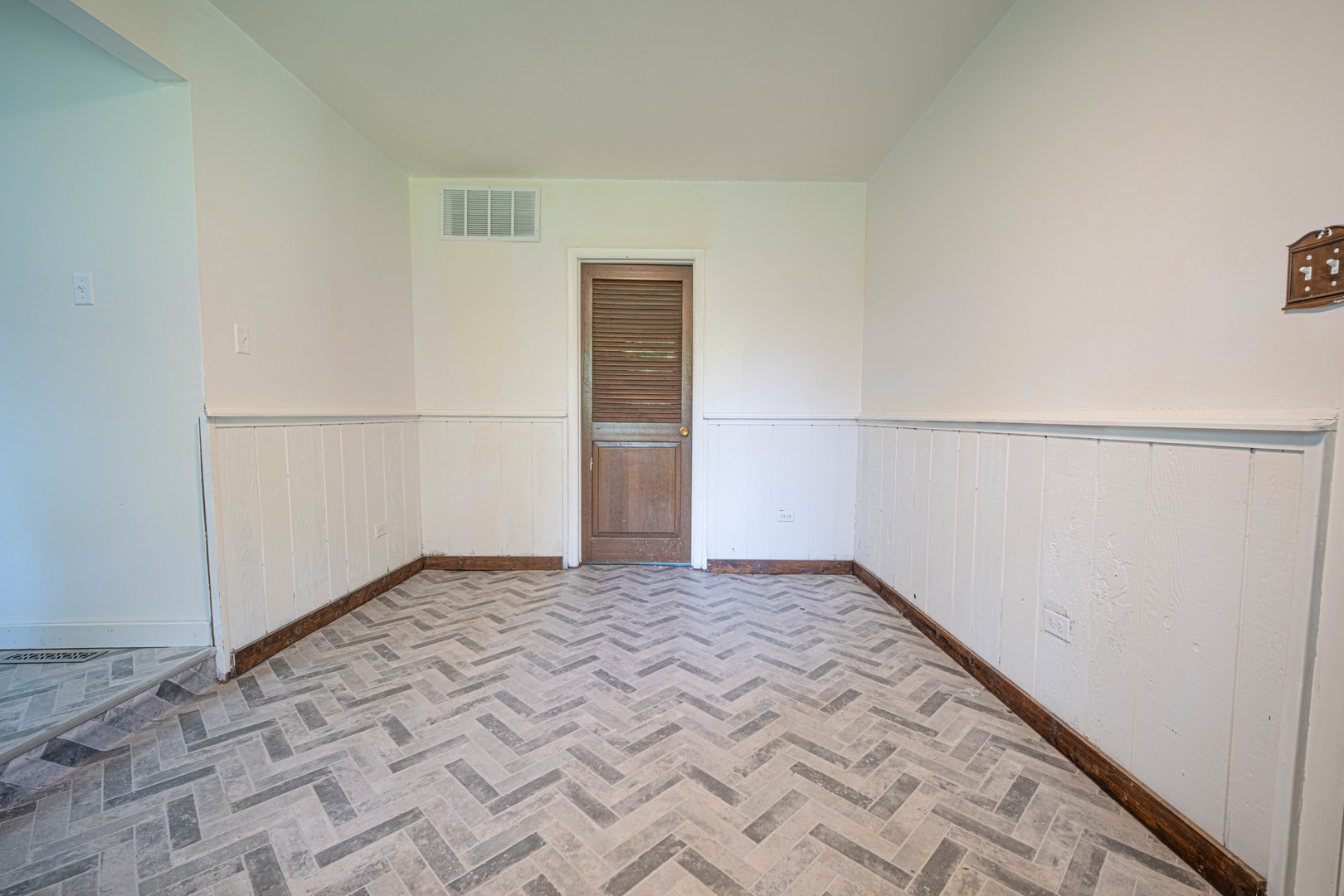 4318 Davis Avenue Property Photo 9