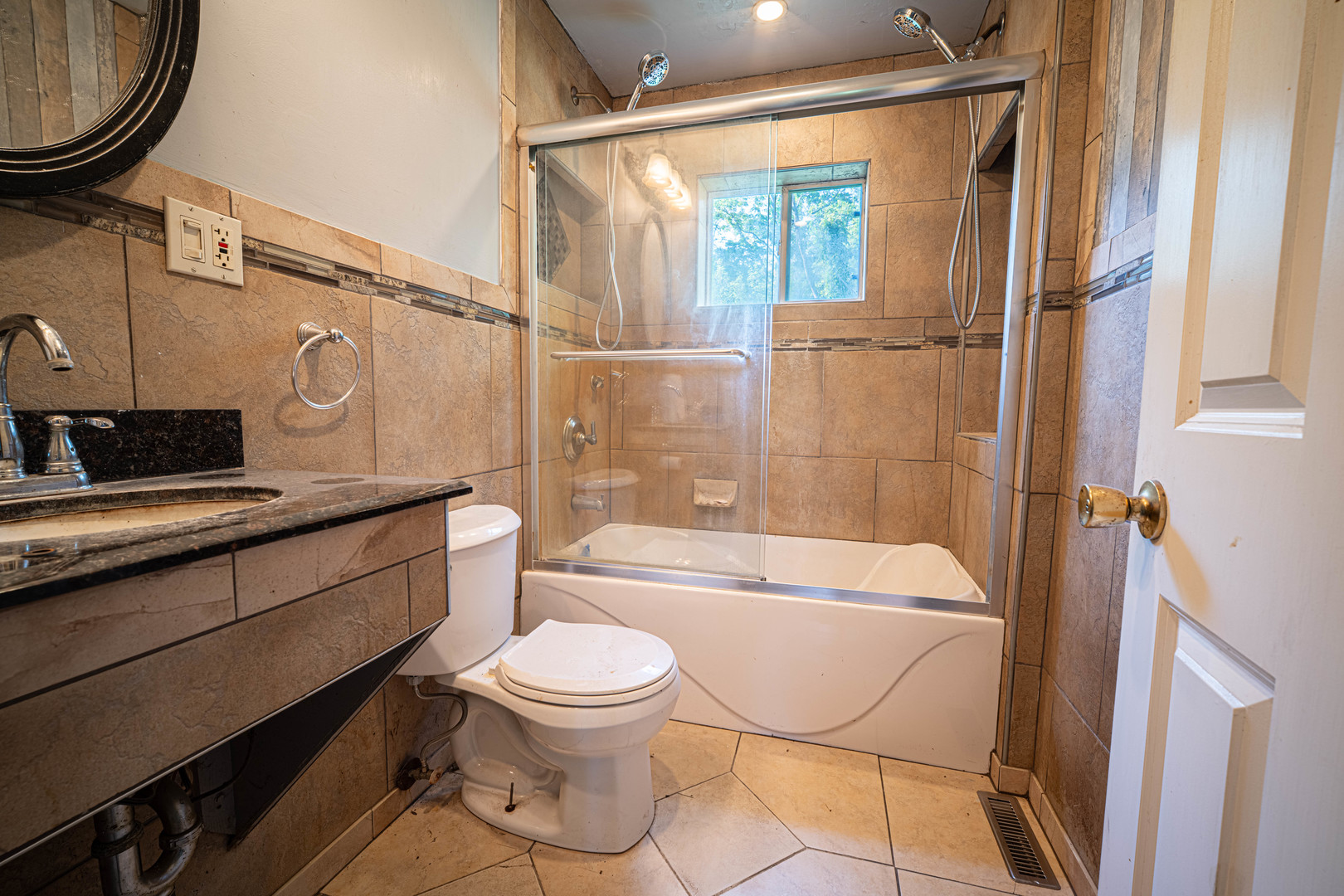 4318 Davis Avenue Property Photo 10